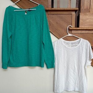 Beautiful classic Gap Green Long Sleeve and White T-Shirt Set